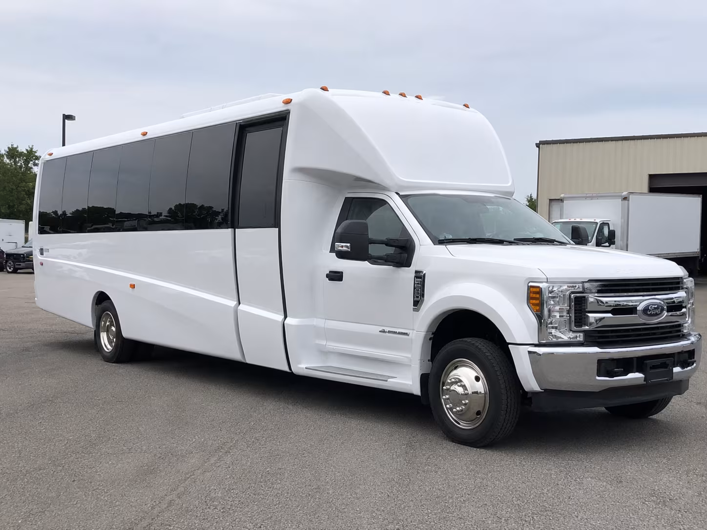 group boarding a minibus in pasadena