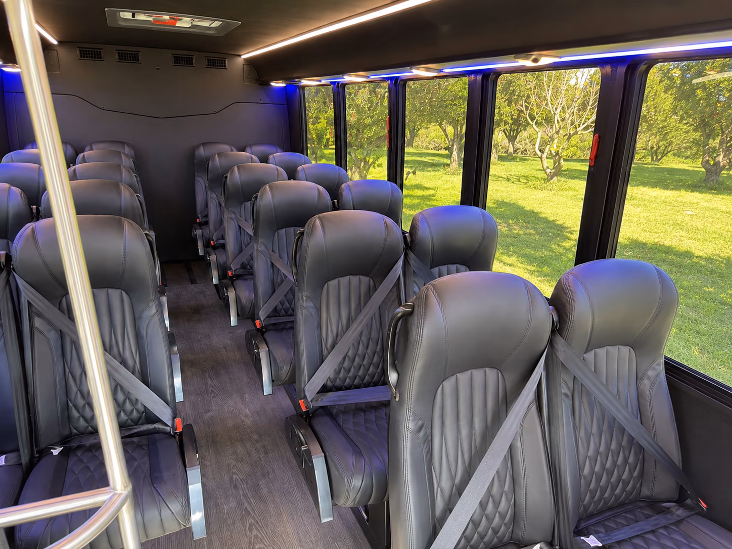 minibuses for smaller pasadena prom friend groups on a budget