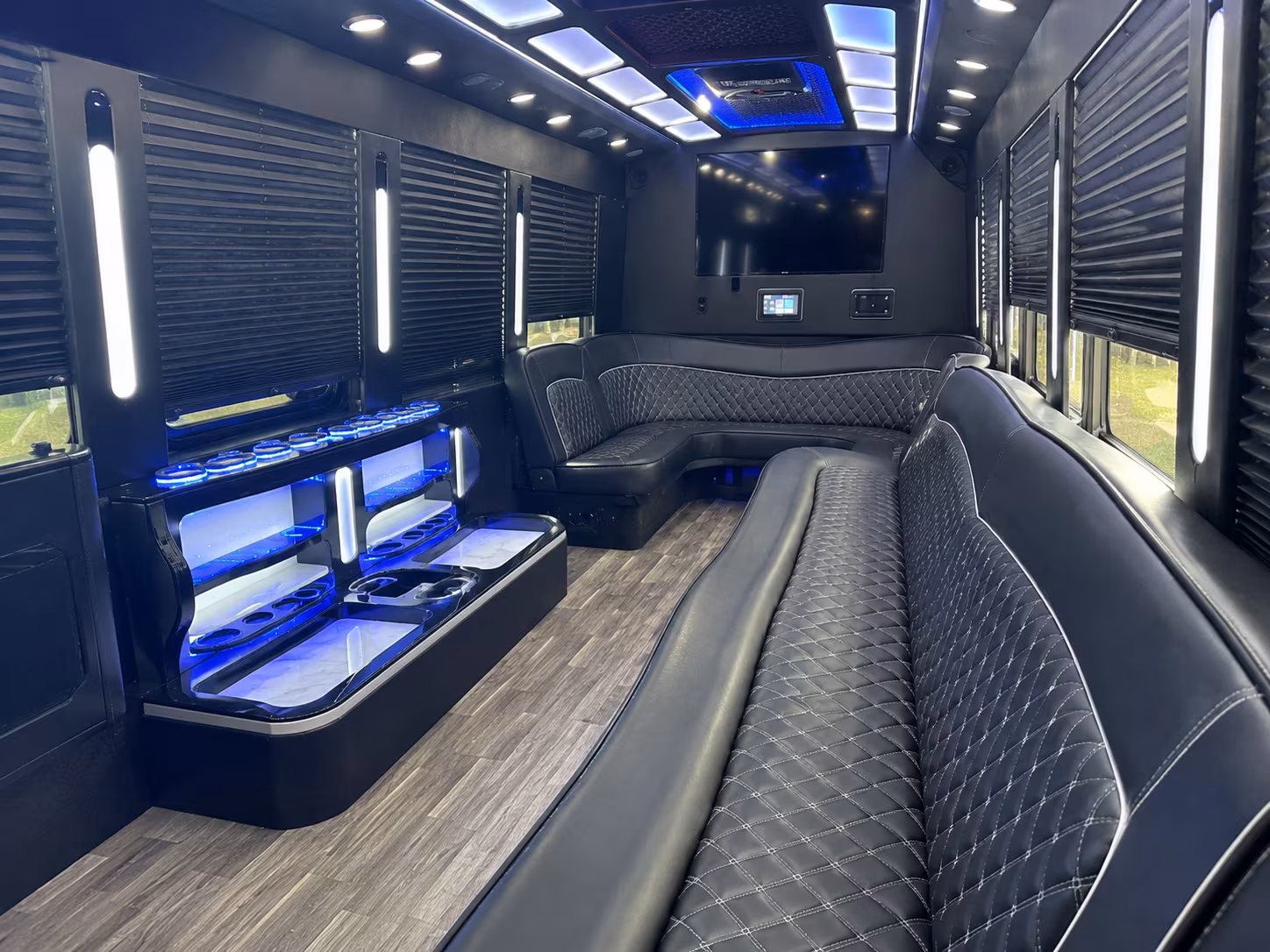 party buses from pasadena to prom venues near hobby airport and clear lake