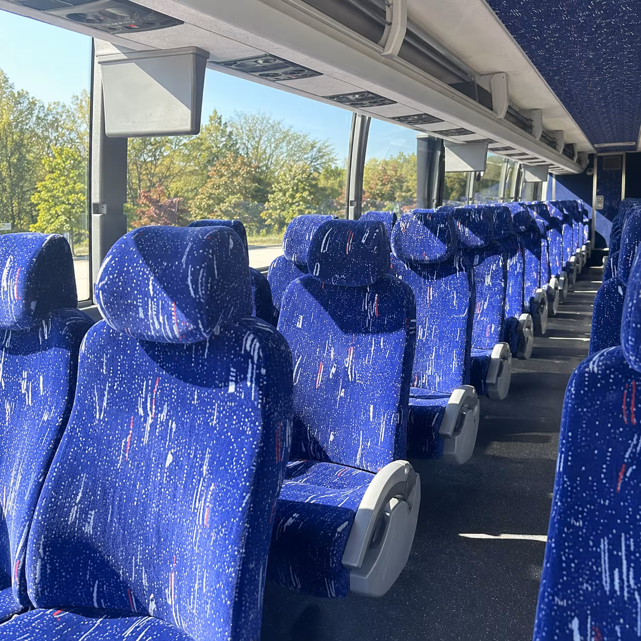 pasadena charter buses